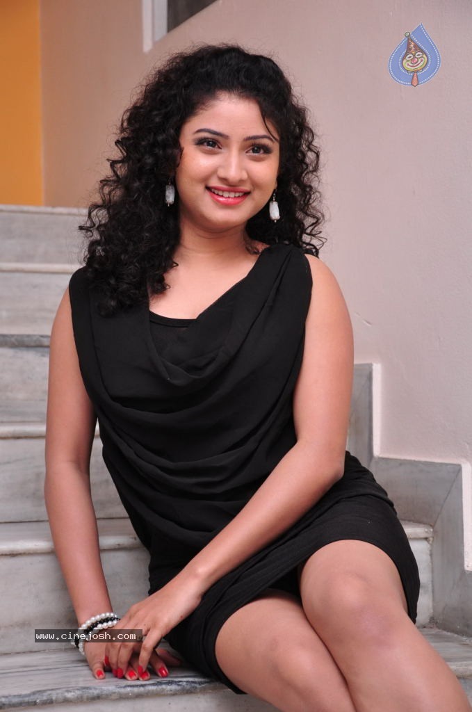Vishnu Priya New Photos, - 35 / 88 photos