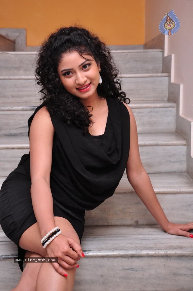Vishnu Priya New Photos, - 37 / 88 photos