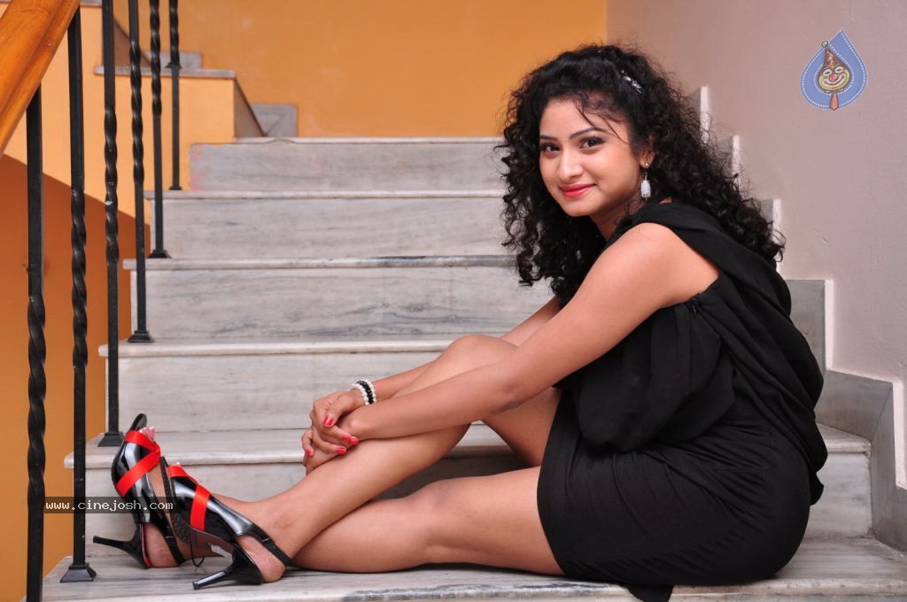 Vishnu Priya New Photos, - 43 / 88 photos