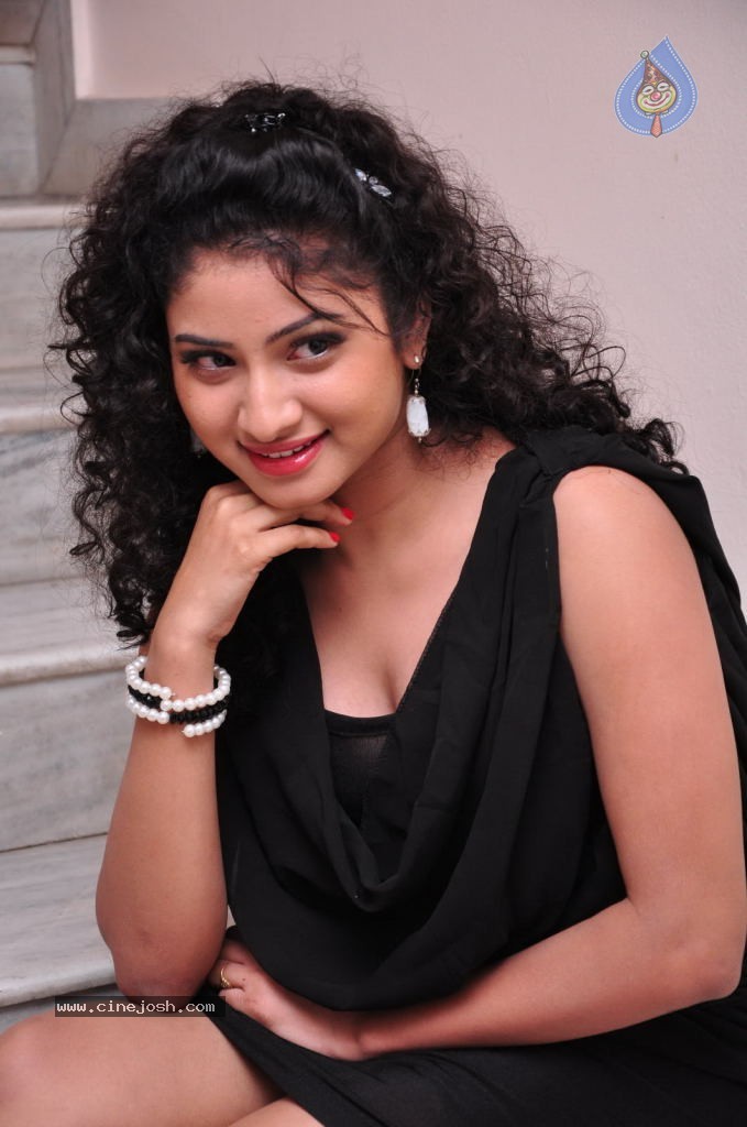 Vishnu Priya New Photos, - 53 / 88 photos