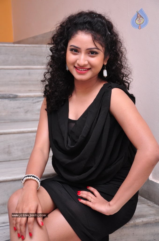 Vishnu Priya New Photos, - 54 / 88 photos