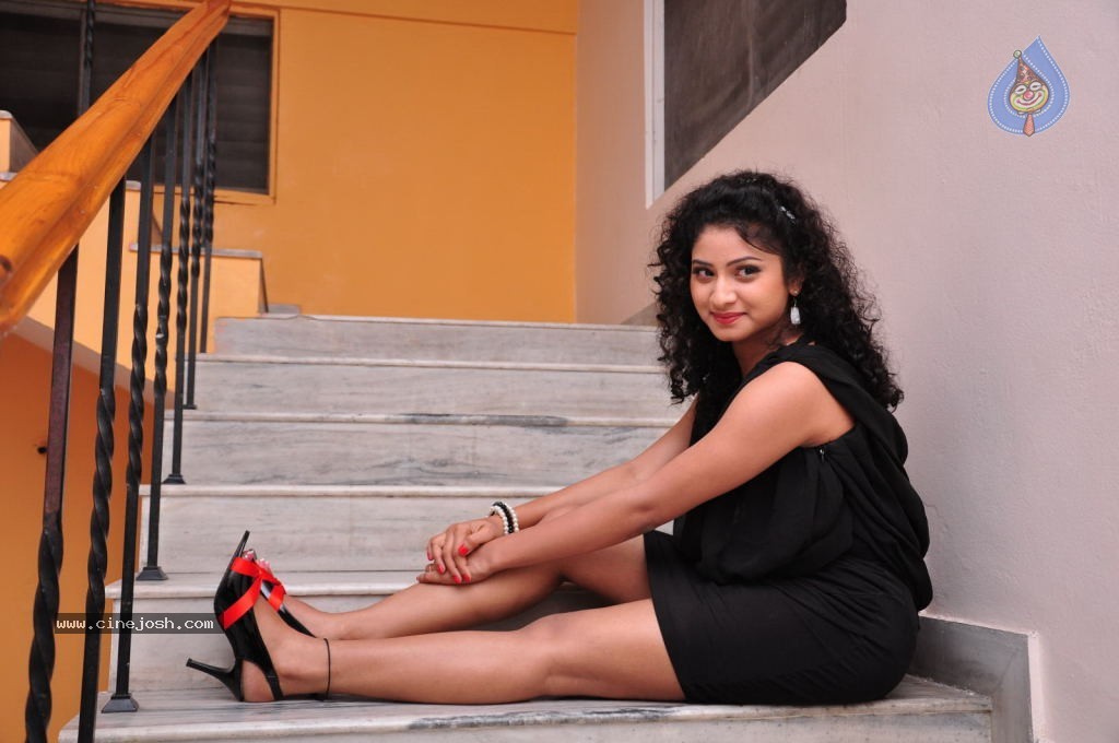 Vishnu Priya New Photos, - 61 / 88 photos