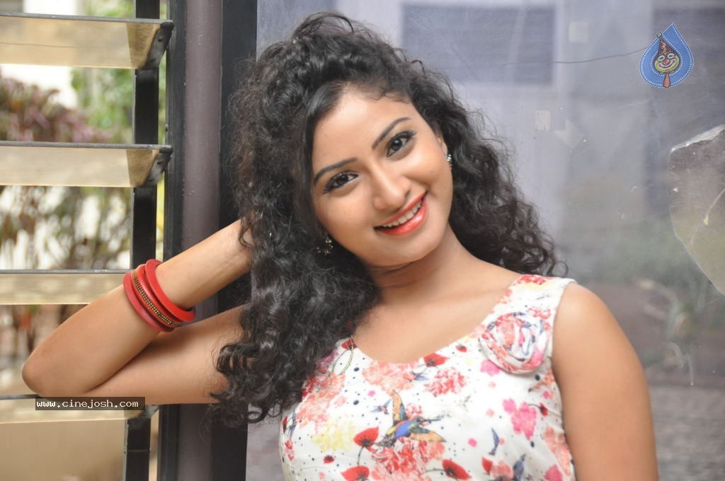 Vishnu Priya New Pics - 66 / 85 photos