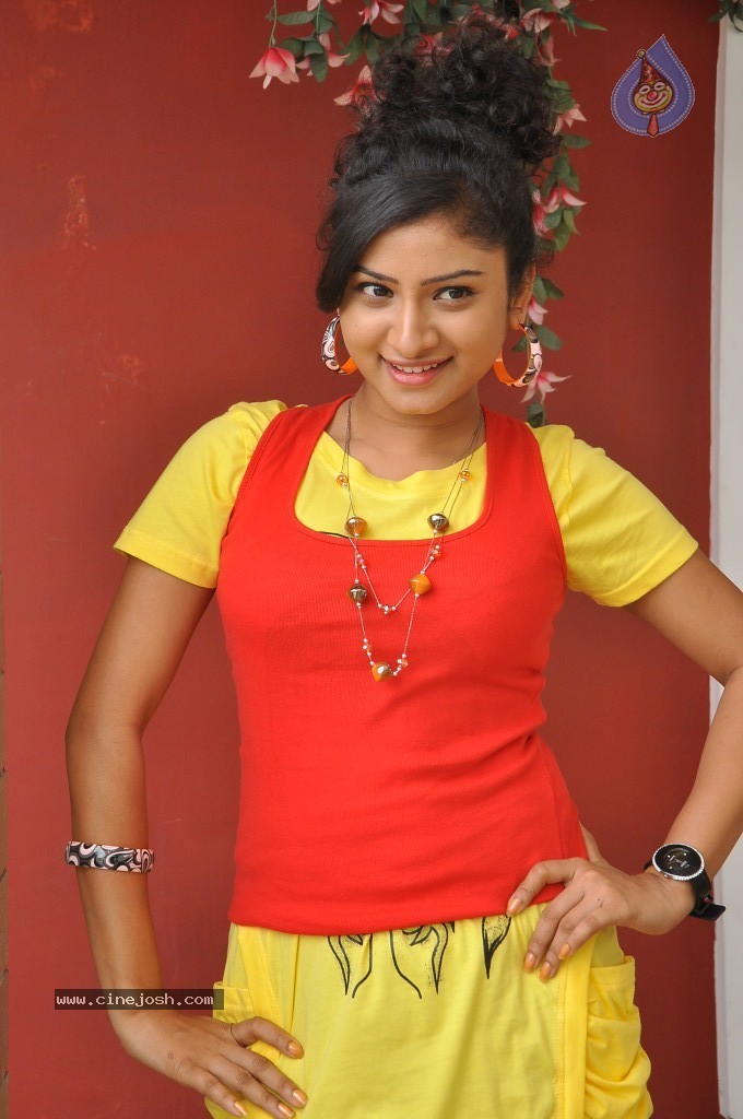 Vishnu Priya Stills - 7 / 66 photos