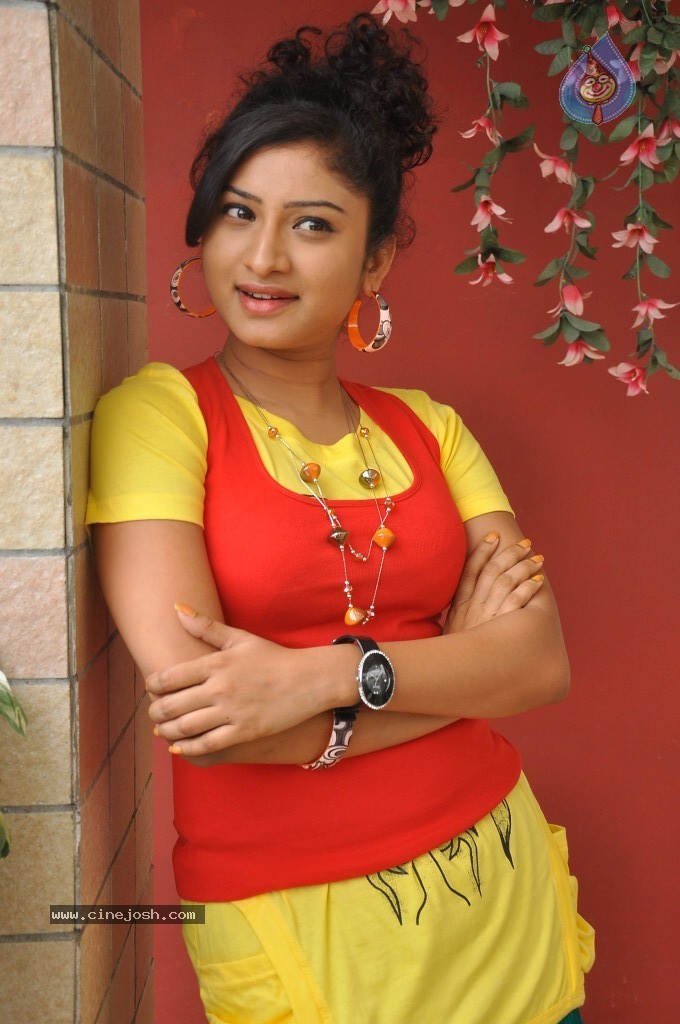 Vishnu Priya Stills - 12 / 66 photos