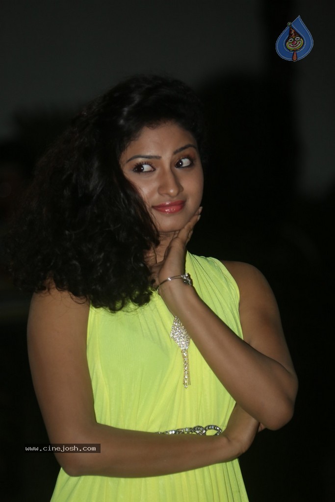 Vishnu Priya Stills - 2 / 36 photos