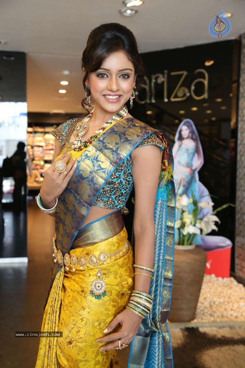 Vithika New Photos - 54 / 80 photos