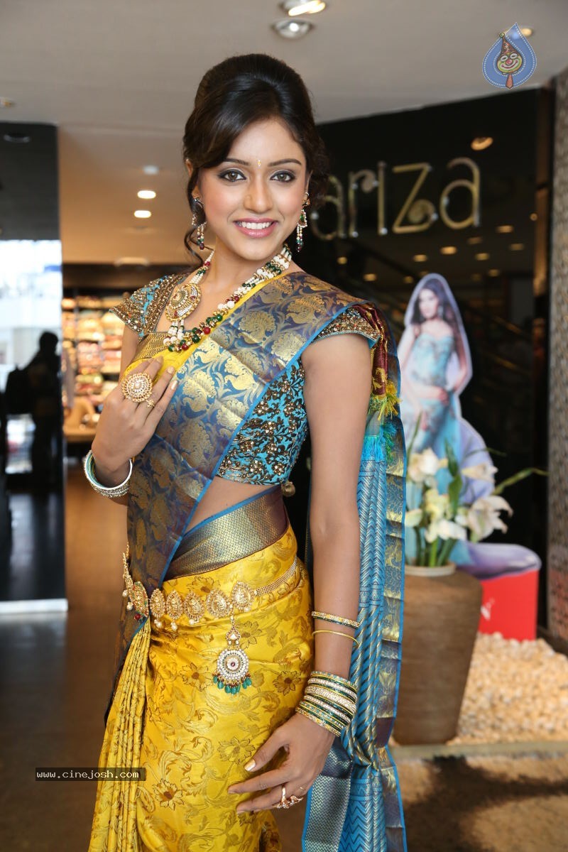 Vithika New Photos - 65 / 80 photos