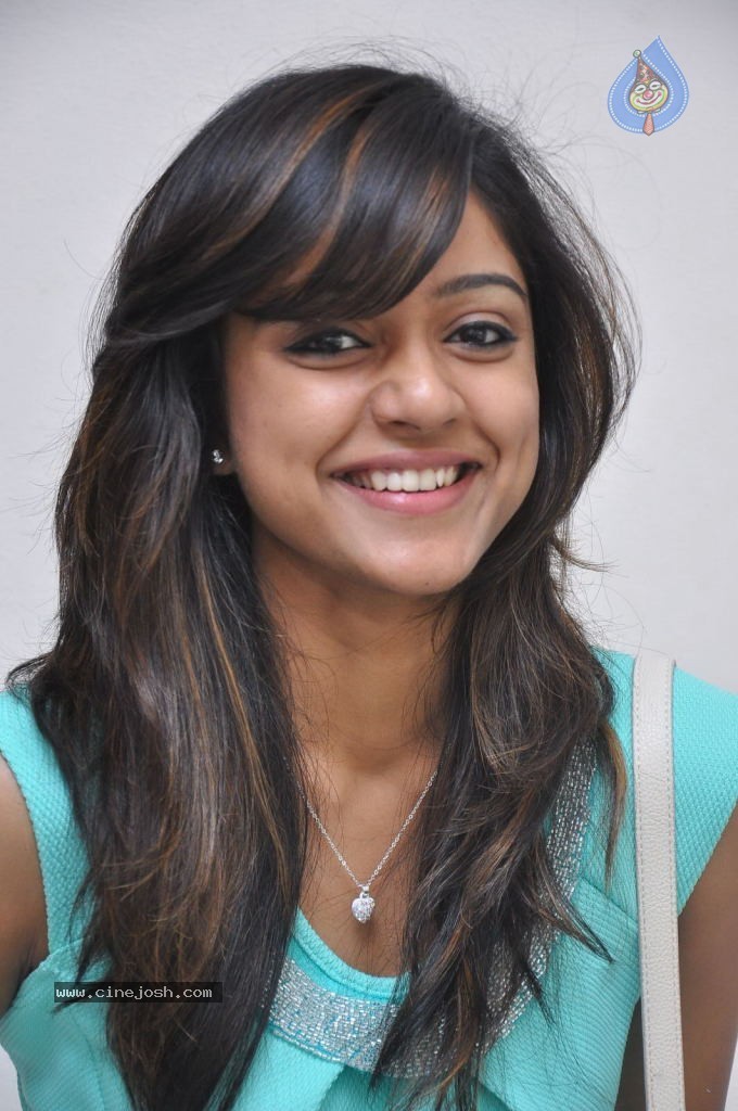 Vithika Sheru Gallery - 10 / 56 photos