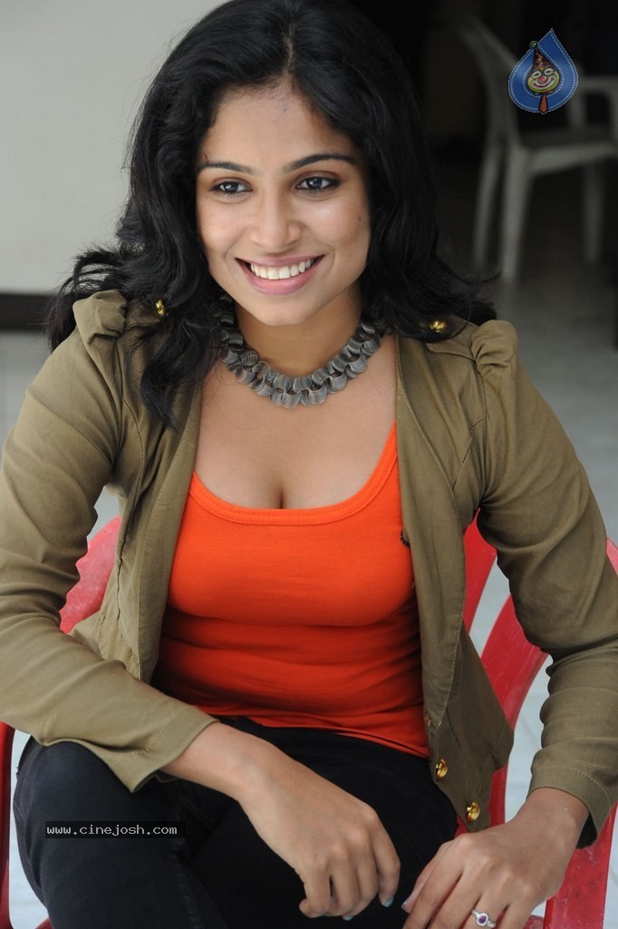 Vrushali Latest Photos - 19 / 109 photos