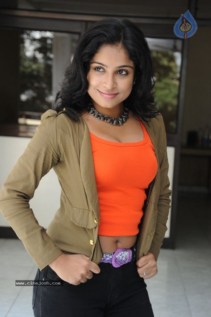 Vrushali Latest Photos - 87 / 109 photos