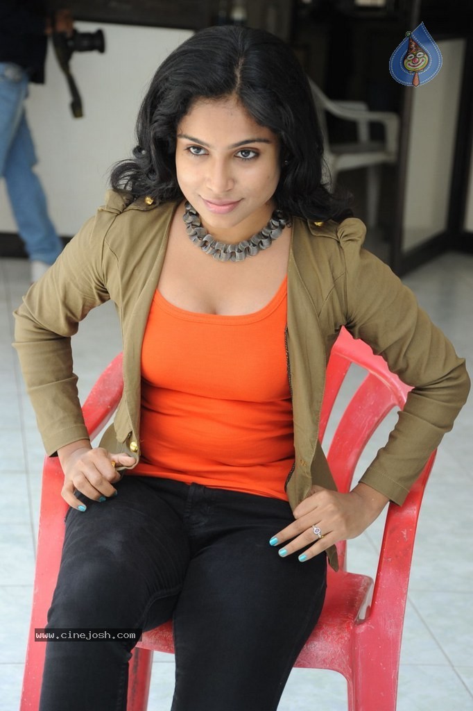 Vrushali Latest Photos - 88 / 109 photos