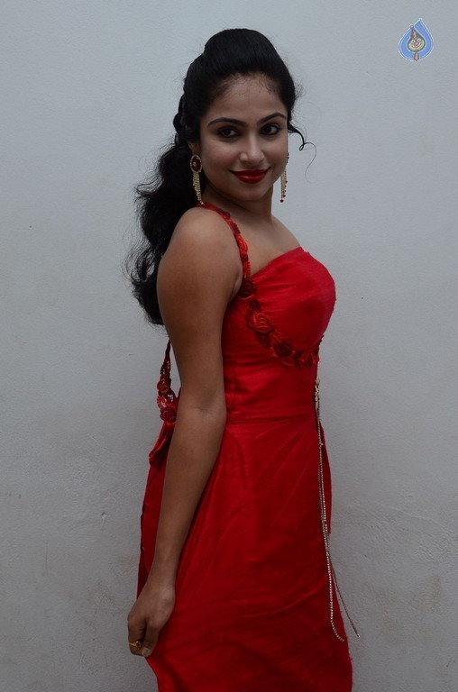 Vrushali New Photos - 20 / 42 photos