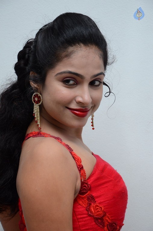 Vrushali New Photos - 22 / 42 photos