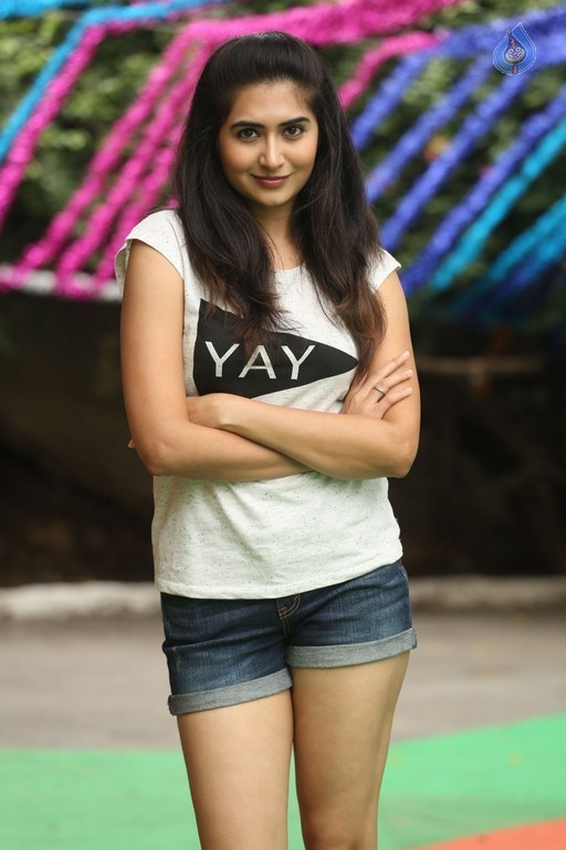 Vyoma Nandi New Gallery - 27 / 57 photos