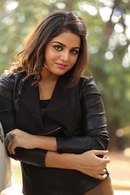 Wamiqa Gabbi New Photos - 25 / 51 photos