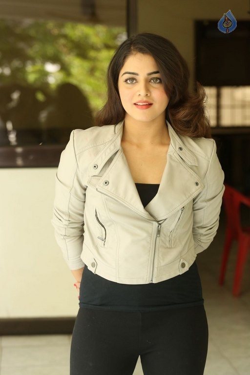 Wamiqa Gabbi New Pics - 19 / 59 photos