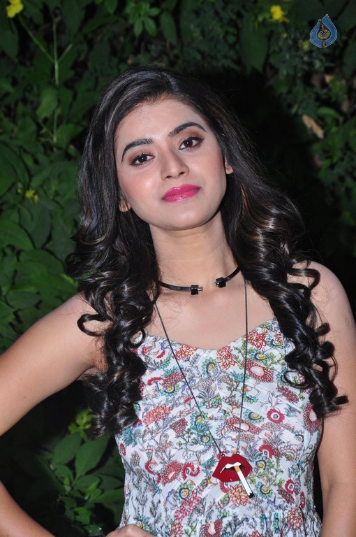 Yamini Bhaskar Latest Pics - 12 / 42 photos