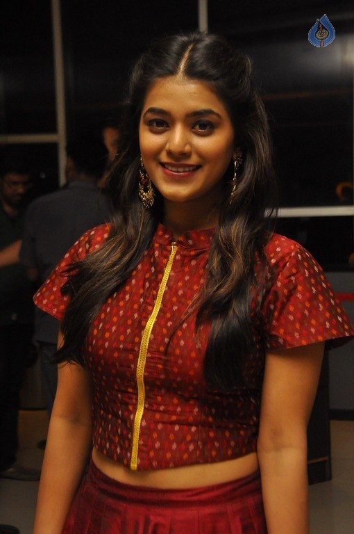 Yamini Bhaskar New Photos - 27 / 27 photos