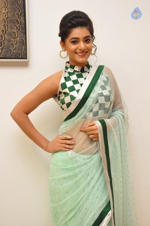 Yamini Bhaskar New Pics - 20 / 21 photos