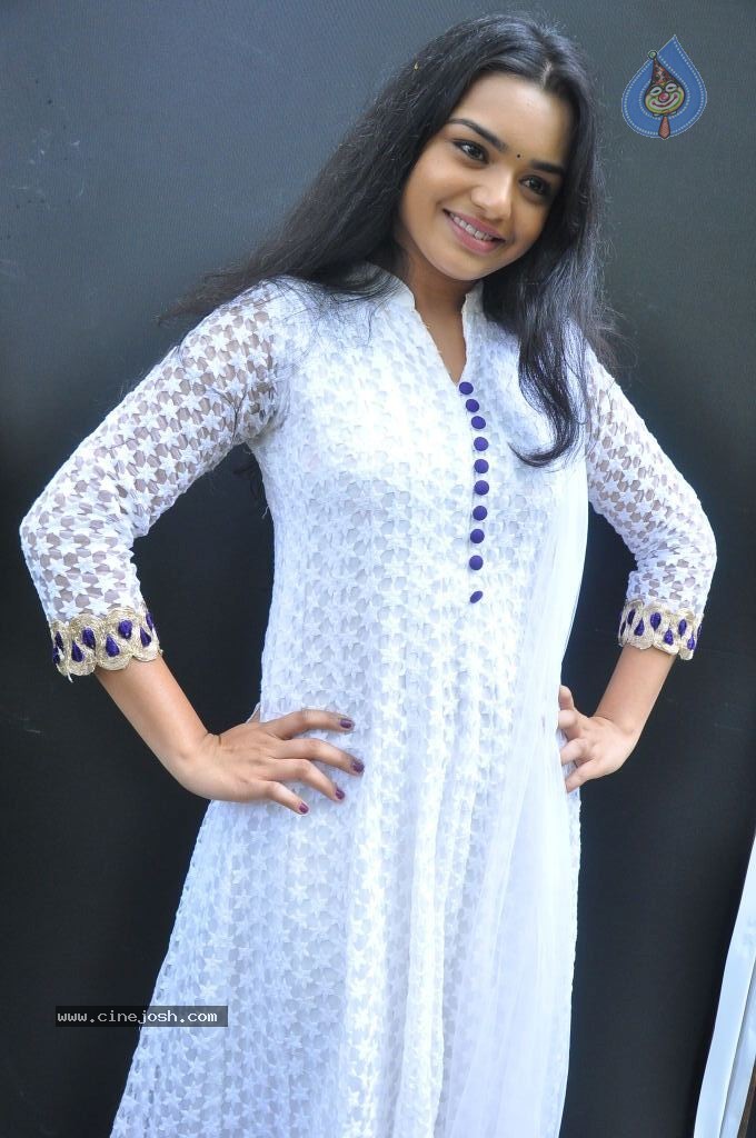 Yamini New Stills - 1 / 50 photos