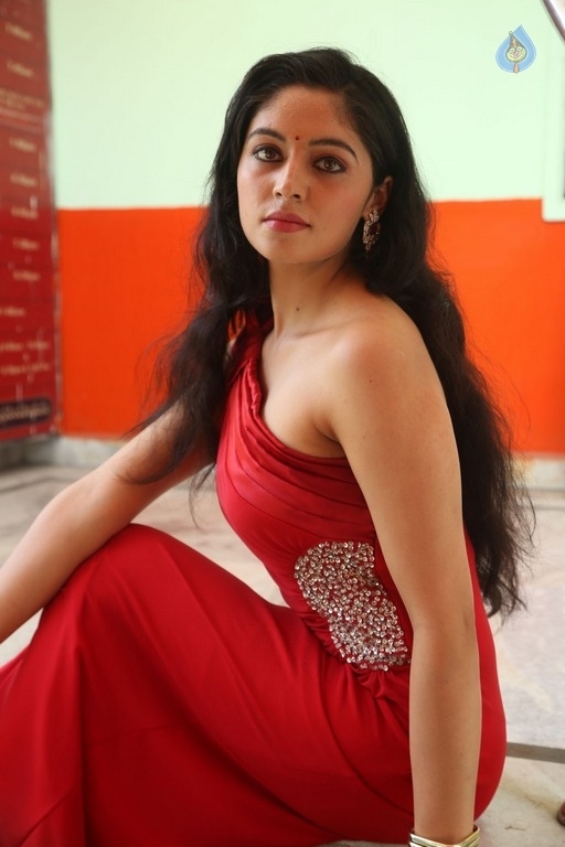 Zahida Sam New Photos - 1 / 21 photos