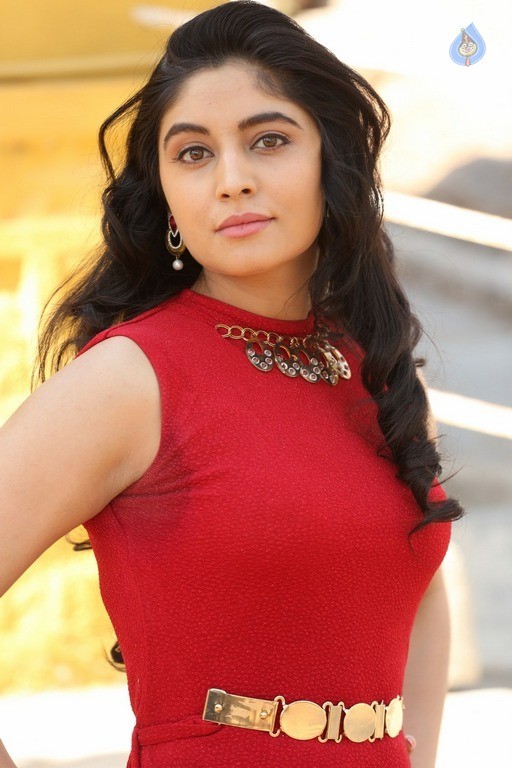 Zahida Sam Photos - 32 / 41 photos