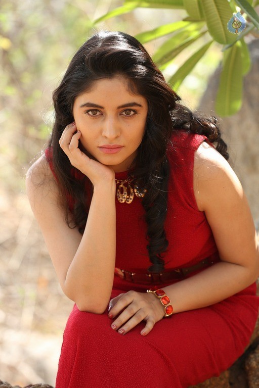 Zahida Sam Photos - 35 / 41 photos