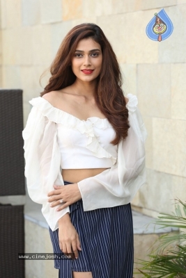 Aakanksha Singh Latest Stills - 13 of 21