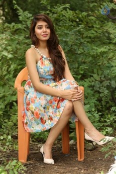 Aarti Chhikara New Photos - 21 of 42
