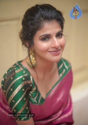 Actress Iswarya Menon  Photos - 7 of 9