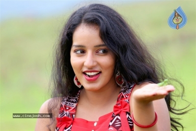 Actress Malavika Menon Photos - 4 of 15