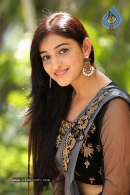 Actress Mouryani Pics - 6 of 21