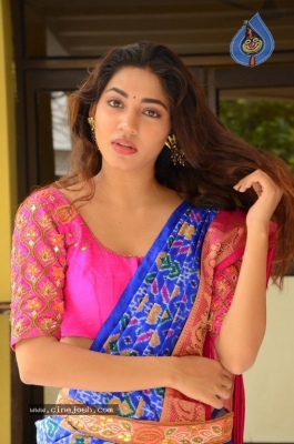 Actress Sonakshi Singh Rawat Gallery - 18 of 34