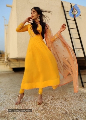 Adah Sharma Latest Pics - 5 of 6