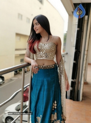 Adah Sharma New Pics - 3 of 7