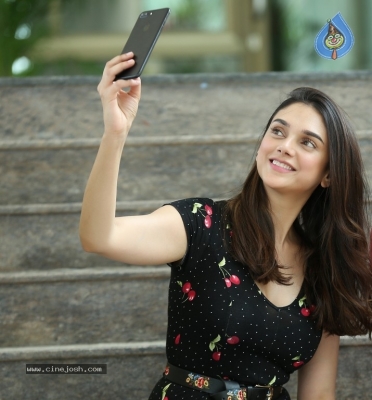 Aditi Rao Hydari Stills in Sammohanam Movie - 1 of 13