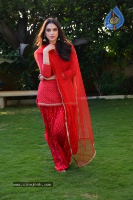 Aditi Rao Hydari Stills in Sammohanam Movie - 2 of 13