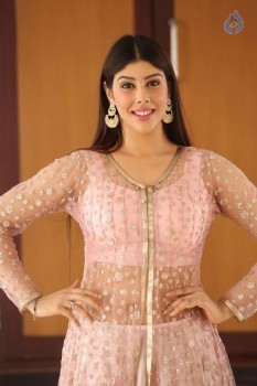 Aditi Singh New Photos - 20 of 36