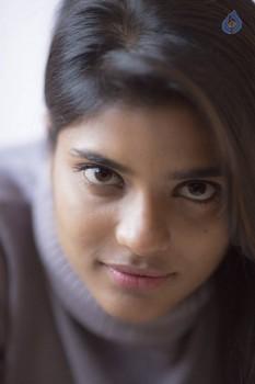 Aishwarya Rajesh New Photos - 6 of 18