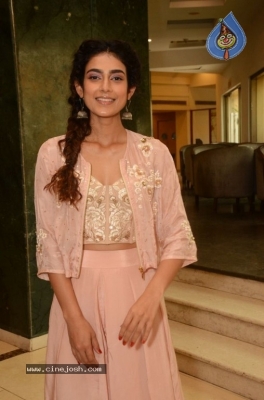 Aakanksha Singh Photos - 11 of 21