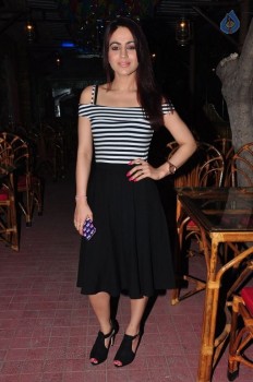 Aksha New Pics - 9 of 42
