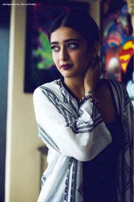 Akshara Haasan New Pics - 2 of 12