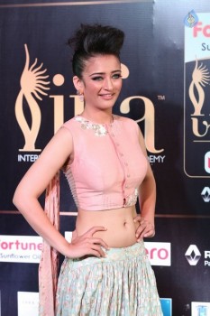 Akshara Haasan New Pics - 15 of 27