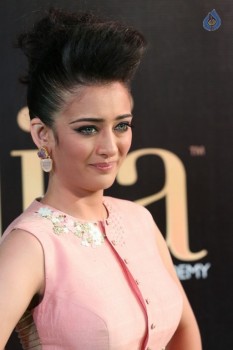 Akshara Haasan New Pics - 18 of 27