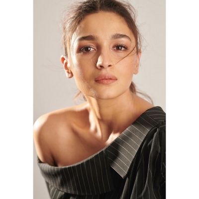 Alia Bhatt Stills - 9 of 20