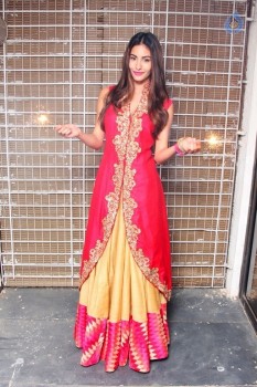 Amyra Dastur Photos - 4 of 13