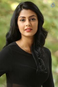 Anisha Ambrose New Photos - 21 of 40