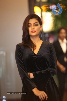 Anisha Ambrose Photos - 10 of 41