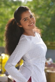 Anupama Parameswaran New Gallery - 11 of 52